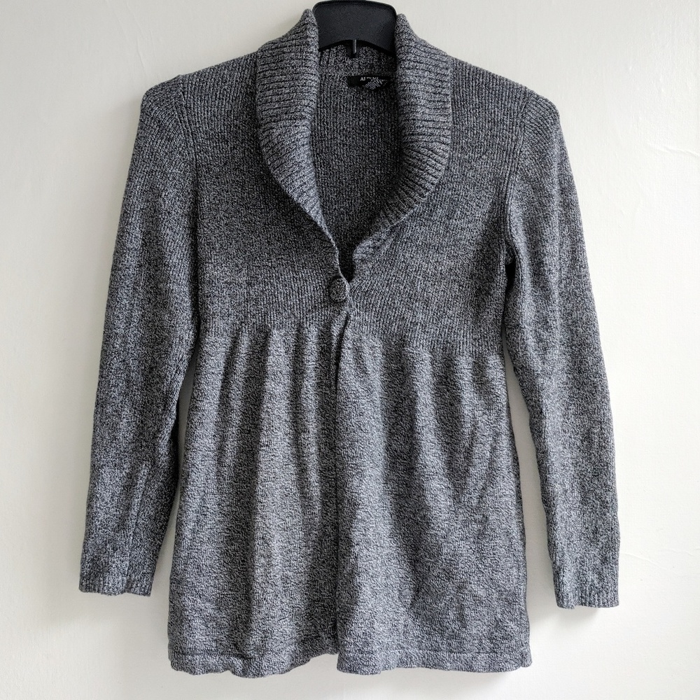 Like new Alfani maternity cardigan size P/M